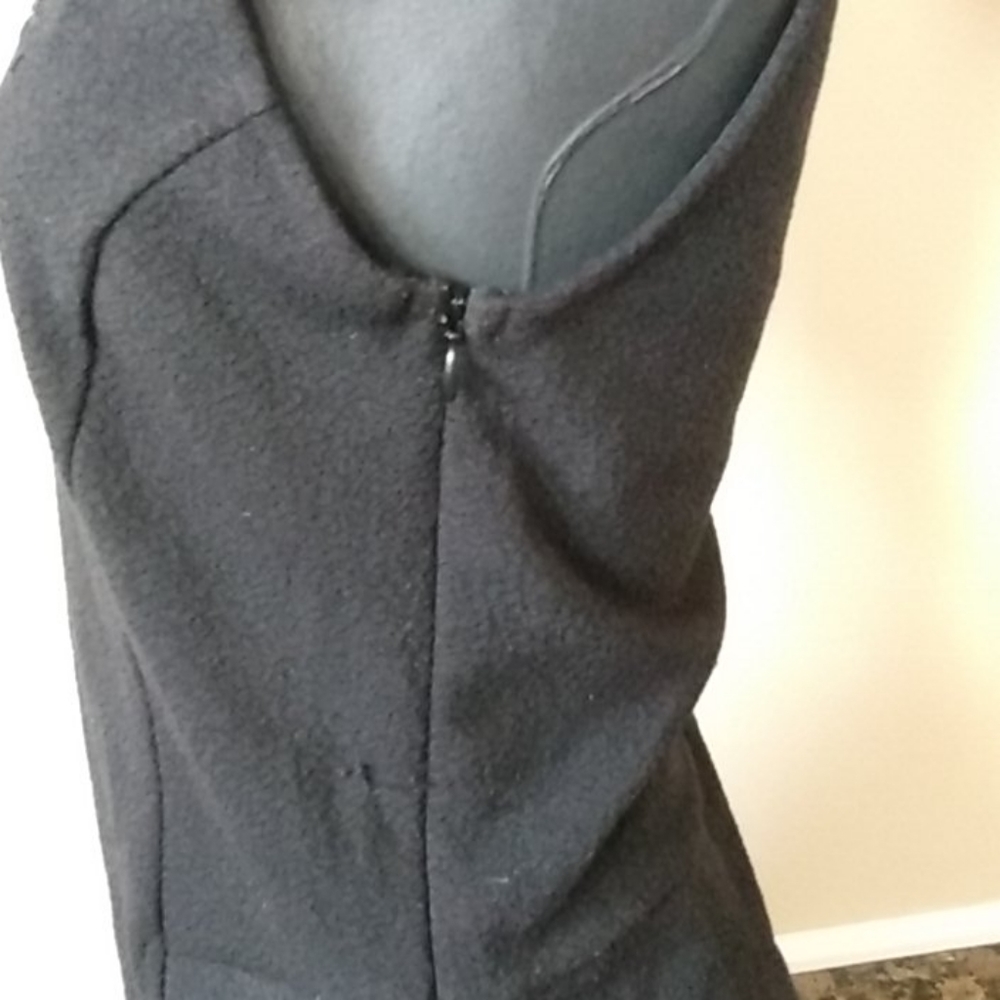 Dress - Picture 5 of 6